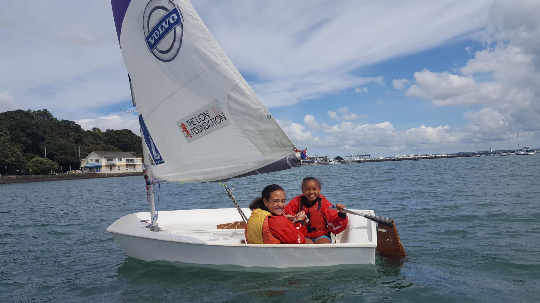 Sailing and Paddling- Have a Go! Summer Holiday Programmes | Yachting ...